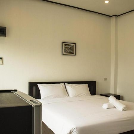 Thongsuk Mini Resort Пранбури Экстерьер фото