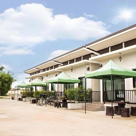 Thongsuk Mini Resort Пранбури Экстерьер фото
